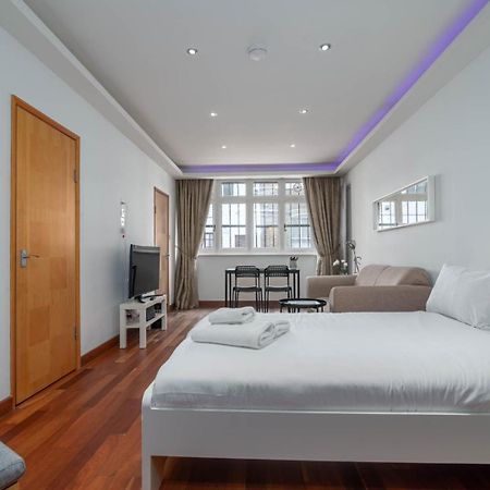 Guestready - Central Converted Mews In Bayswater London Exterior photo