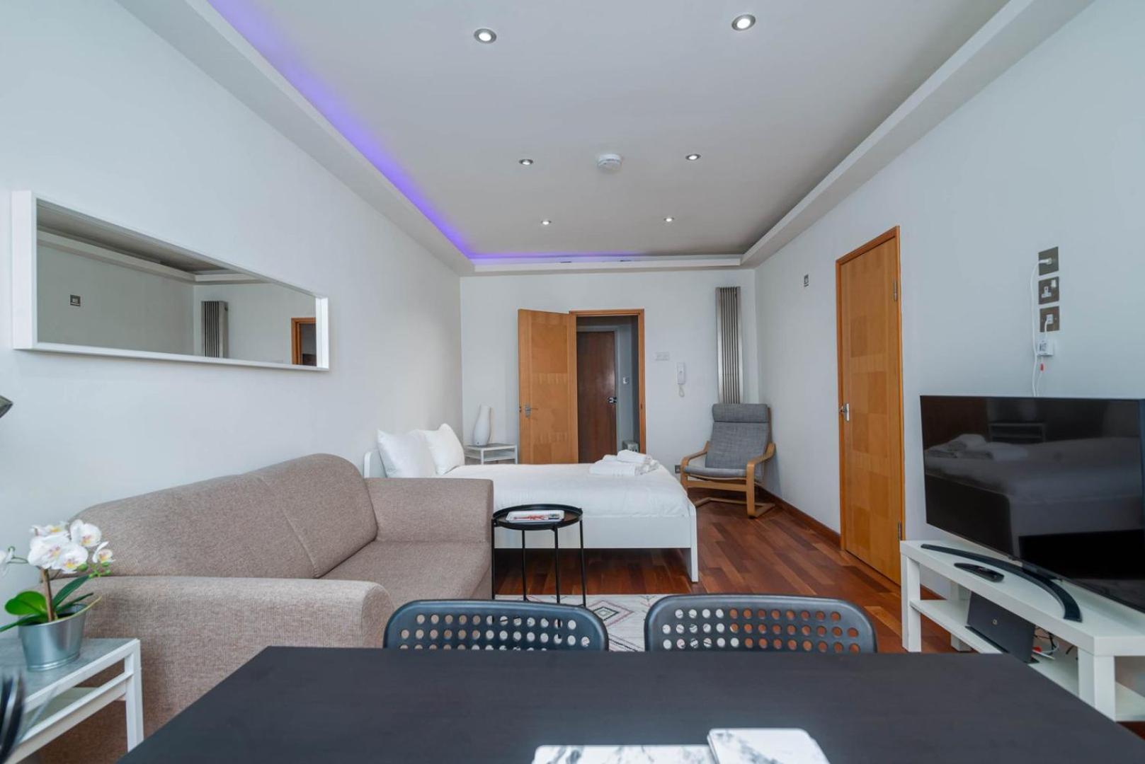 Guestready - Central Converted Mews In Bayswater London Exterior photo