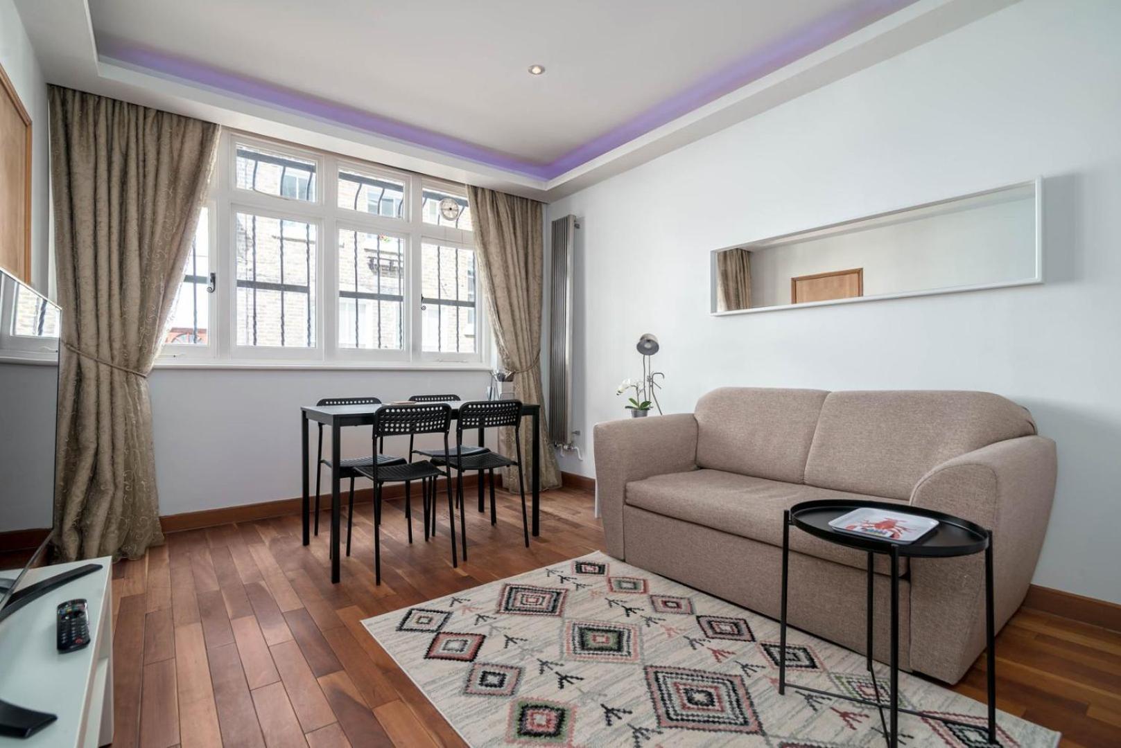 Guestready - Central Converted Mews In Bayswater London Exterior photo